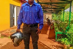 Cherche un emploi livreur coursier 